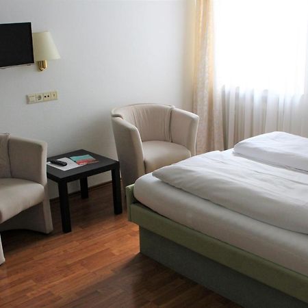 Hotel Ulmer Spatz المظهر الخارجي الصورة