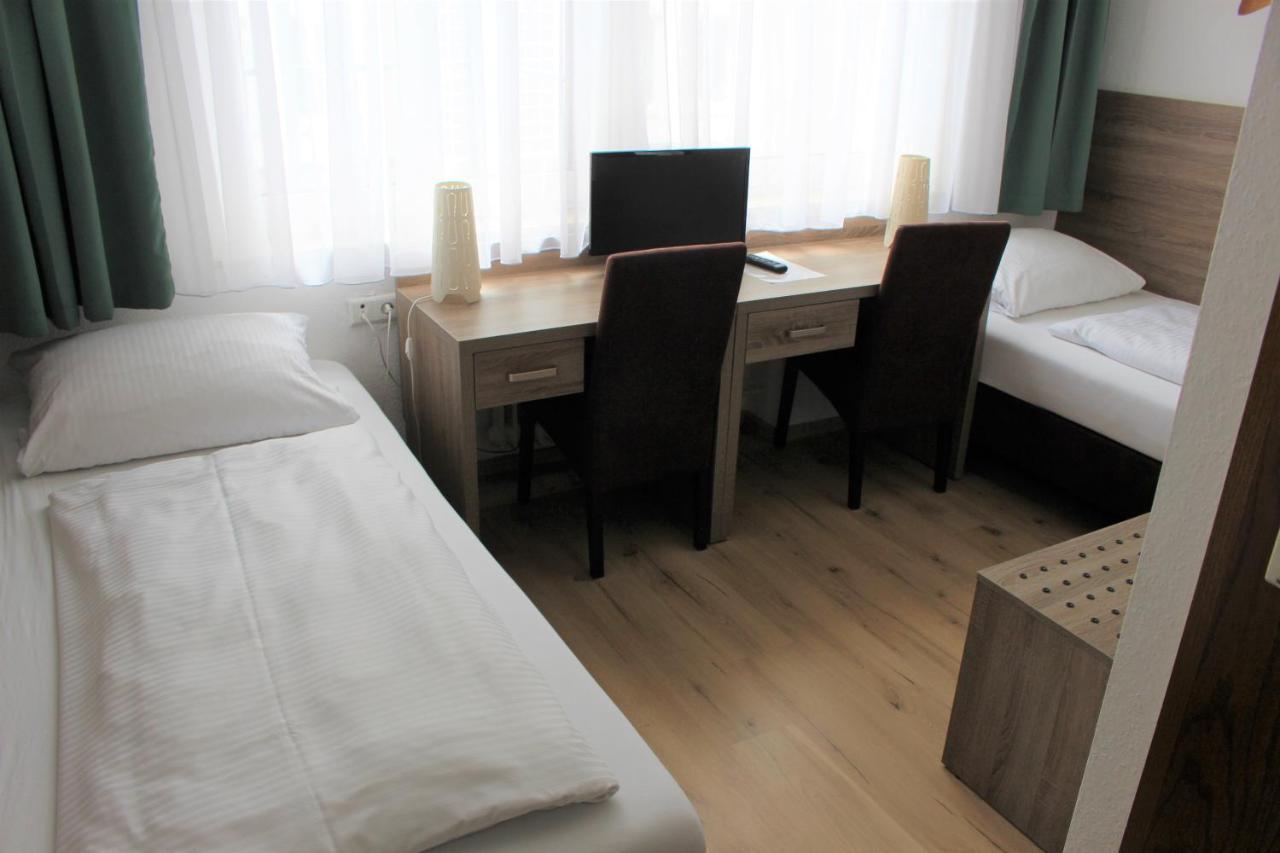 Hotel Ulmer Spatz المظهر الخارجي الصورة