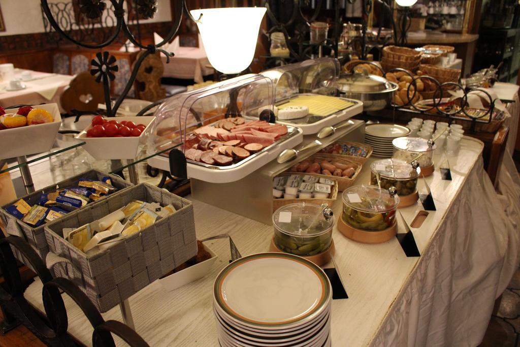 Hotel Ulmer Spatz المظهر الخارجي الصورة